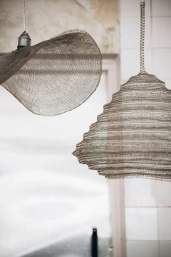 Metalowa lampa CAYN I Bally Hands
