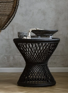 Rattanowy stolik DANDELION - L - czarny | Bally Hands